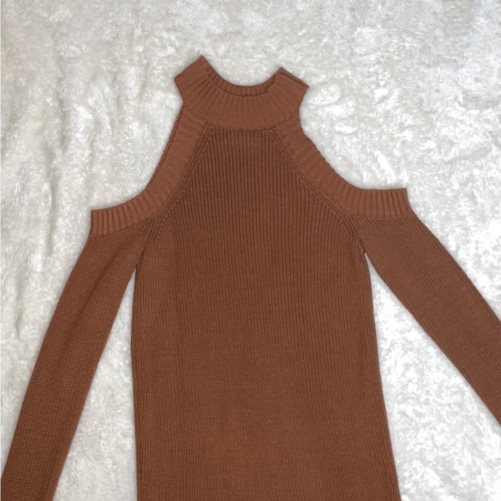 NWOT Abercrombie Cold Shoulder Sweater Dress - Picture 3 of 9